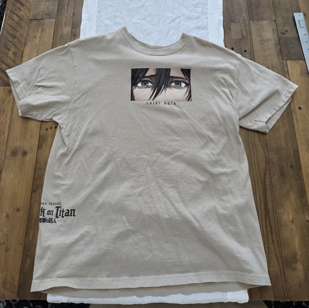 Pre Owned Color Bars Attack On Titan Eyes Tee In Mens Large. Tan.